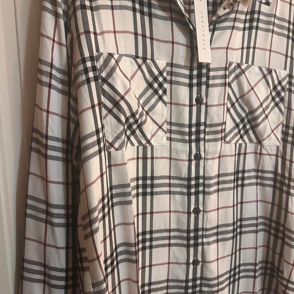 NWT Sanctuary Women's White, Black, and Red Plaid Shirt - Picture 3 of 7